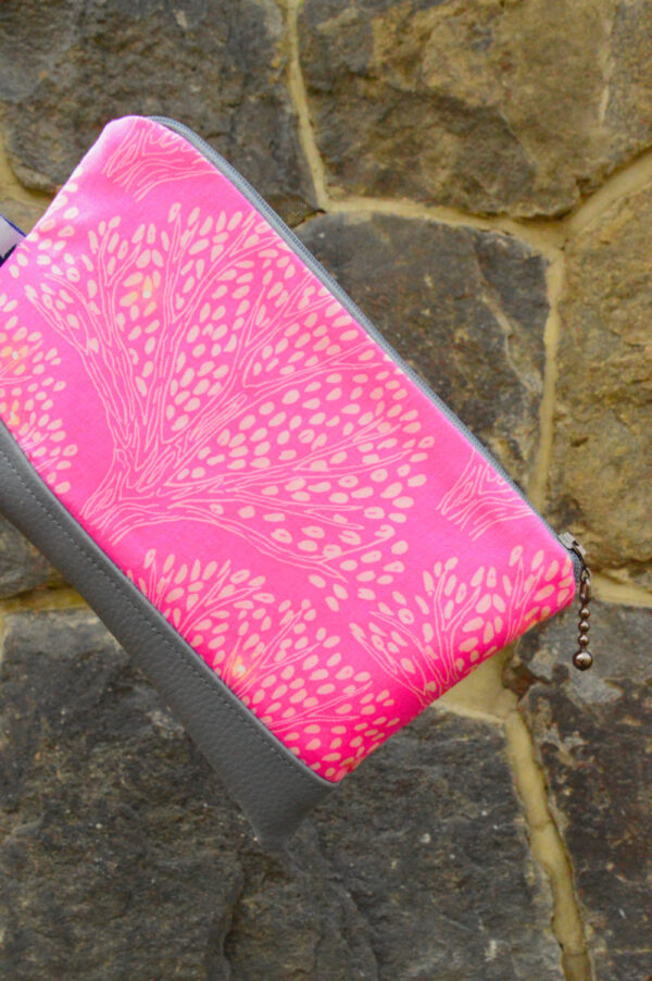 růžová kosmetická taška
