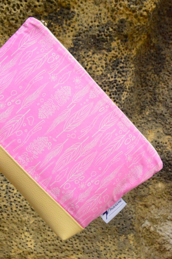 růžová kosmetická taška peříčka