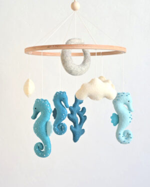 kolotoč s mořskými koníky