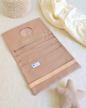 béžový plenkovník