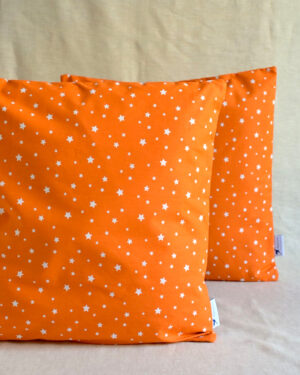 oranžový polštář